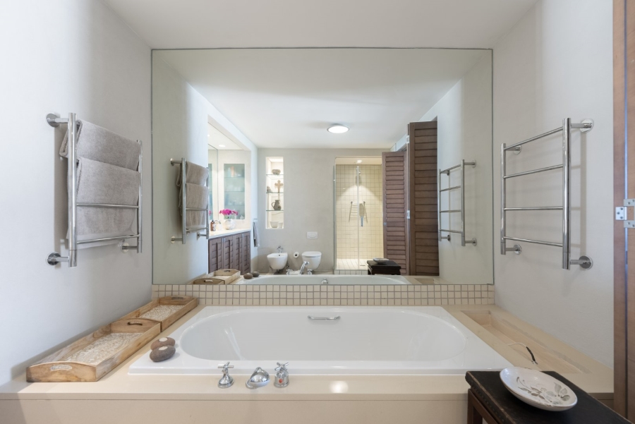 To Let 3 Bedroom Property for Rent in Bantry Bay Western Cape